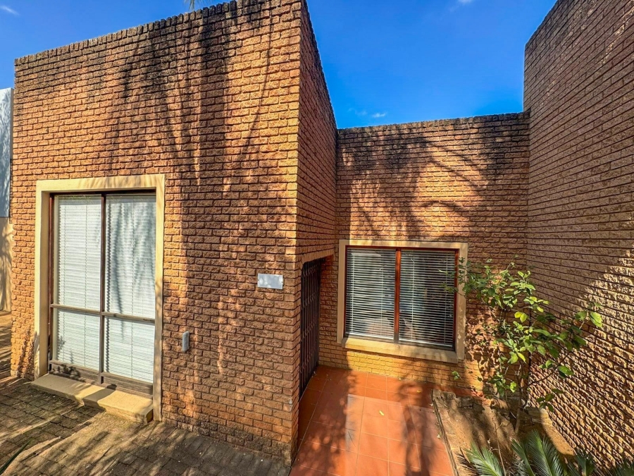 4 Bedroom Property for Sale in Schoemansville North West